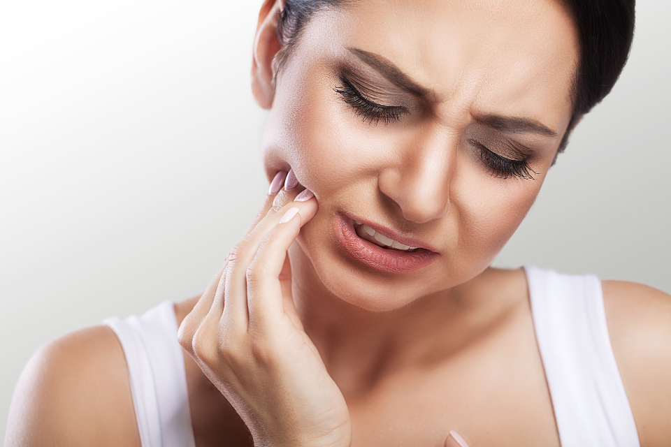 Toothache at Night